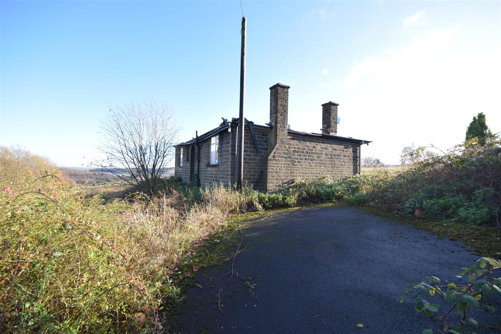 House For Sale / To Let Rochdale Road, Greetland, Halifax